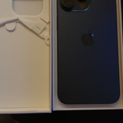iPhone 15 Pro Max Blue Titanium 
