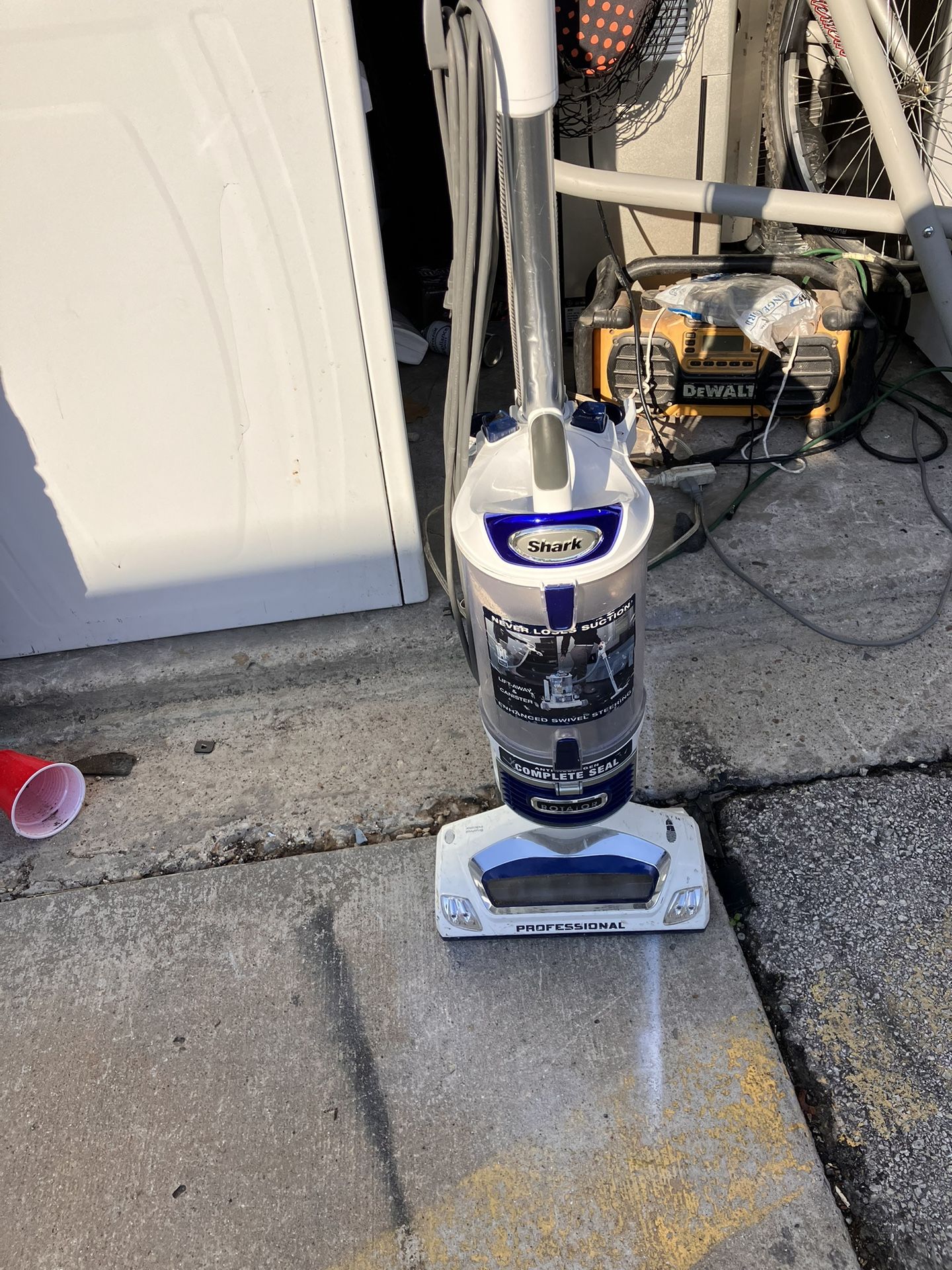 Vacuum Cleaner