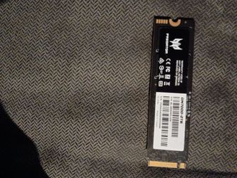 predator gm7000-2tb ssd hard drive