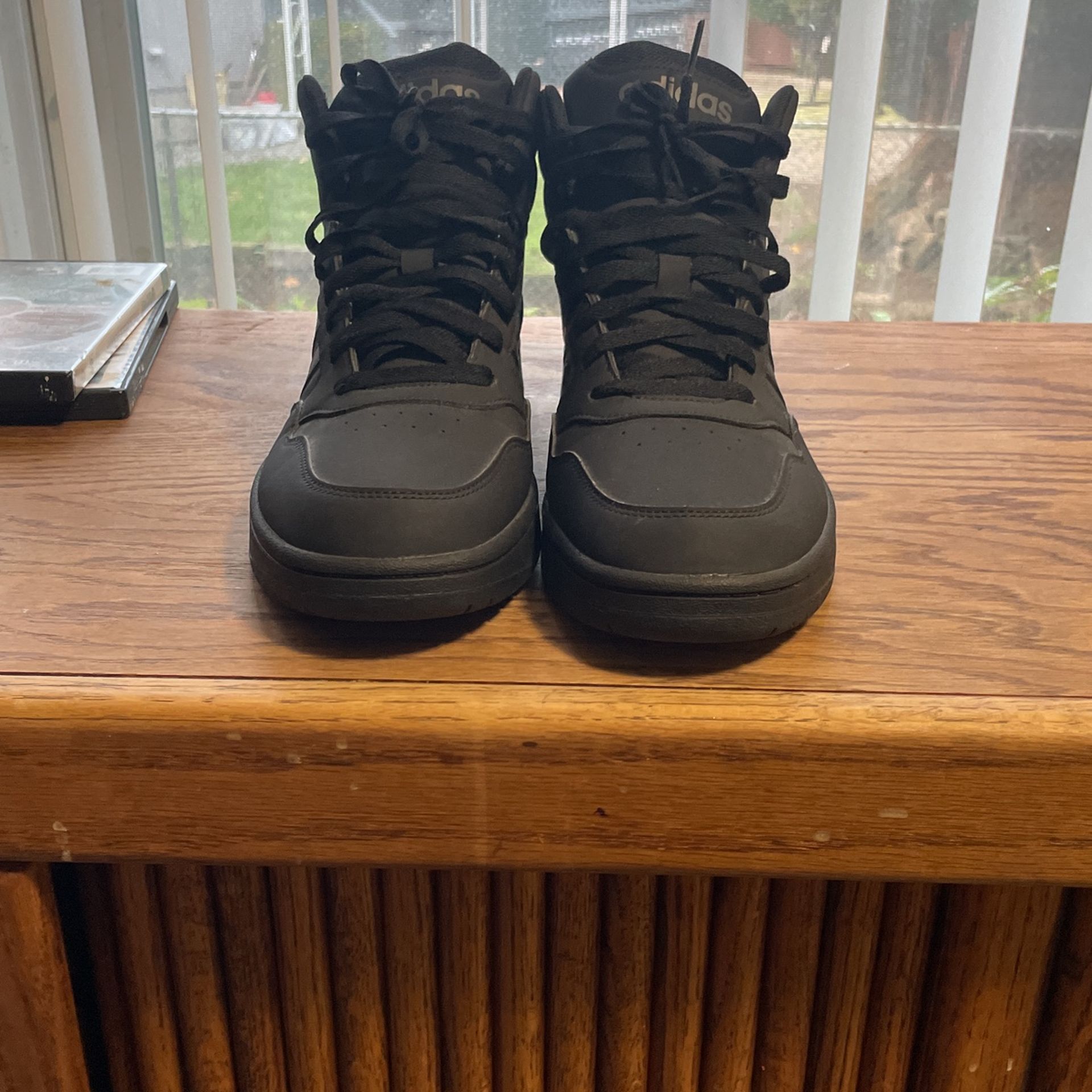 adidas hoops 3.0 mid