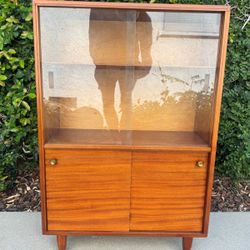 Vintage Retro Mid Century Teak Beaver & Tapley Bookcase/Display Cabinet (1960s)