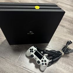PS4 PRO W CONTROLLER