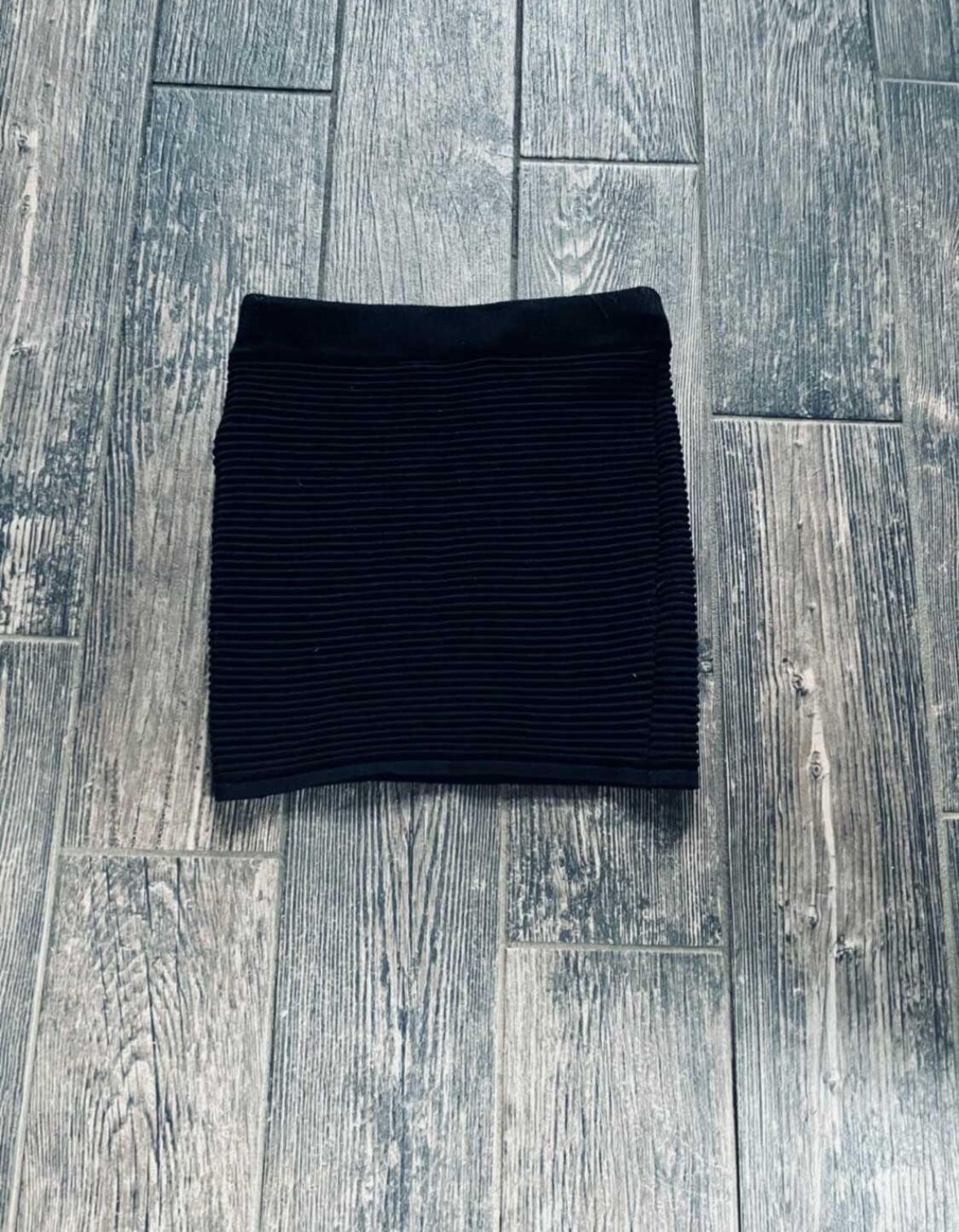 Medium Black Pencil Skirt