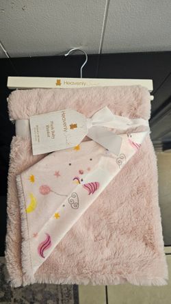 NEW Baby Girl Blanket. 30 inch x 40 inch
