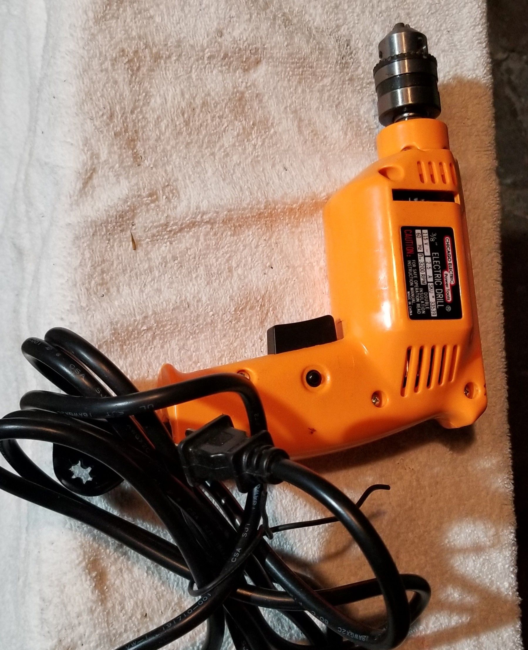 Chicago electric drill in good working order. $20.00 or best offer .LOCAL pick up only.