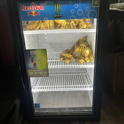 Store Style Pop And Water Fridge
