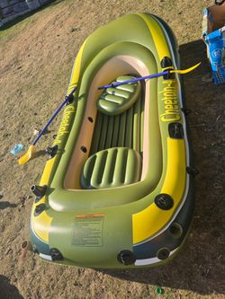 Like New Cheetah 4 Inflatable Boat / Raft with Oars