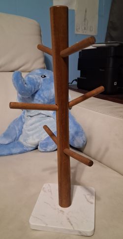 Acacia wood tree mug holder