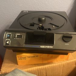 Kodak Carousel 4600 Projector