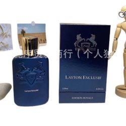 Layton Exclusif