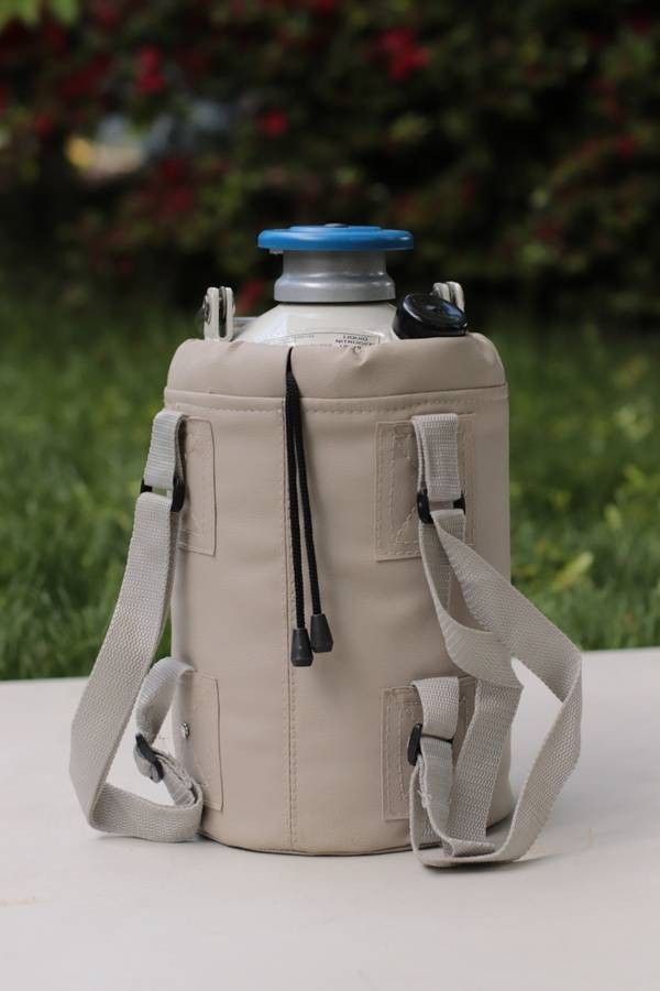 1L Liquid Nitrogen Dewar - Like New Condition - $150