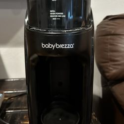 Baby Brezza formula maker with Wi-Fi