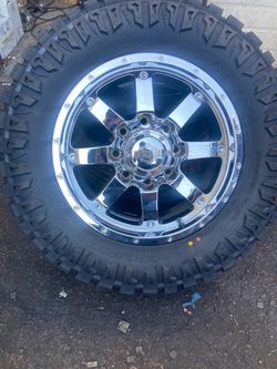 18” chrome gear wheels n tires