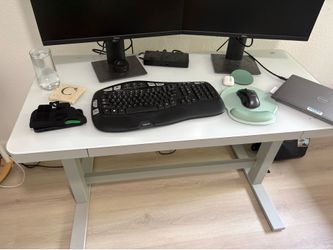 Tresanti Stand up Desk