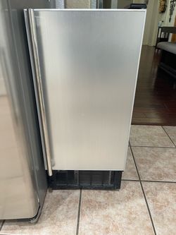 Stainless Steel Ice Maker