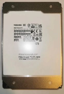 12TB Toshiba Enterprise HD (!! SAS !!, 3.5" Internal)