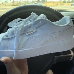 Women’s Puma Sneakers