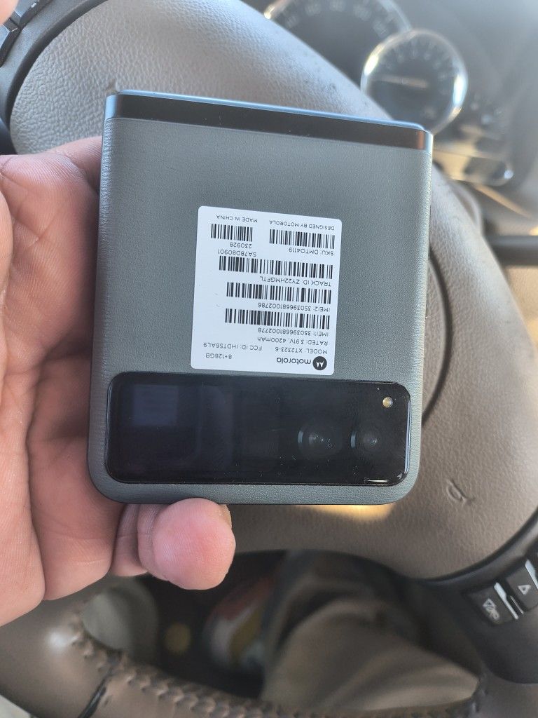 Moto Razr 2023 Unlocked