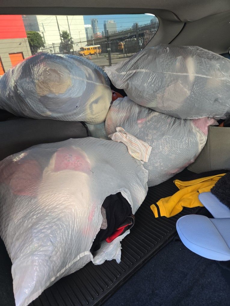 $4 To $3Women's Clothes $2 Kids Clothes Toys Sofa Beds Everything Must Go