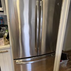 Ge French Door Fridge 