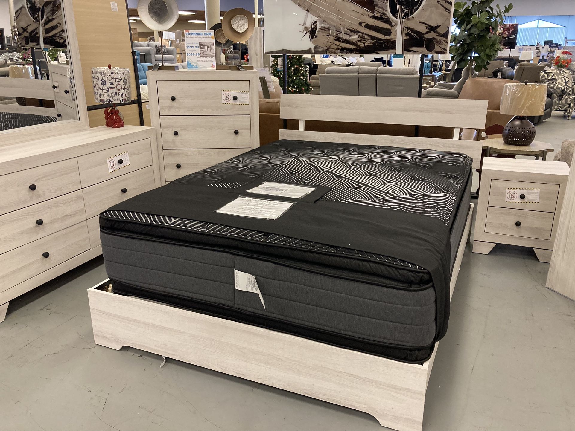 New Queen Size Bedroom Group
