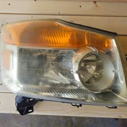 Nissan armada headlights passenger