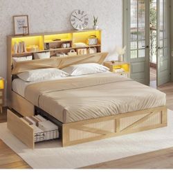 Full Size Bed With Storage 