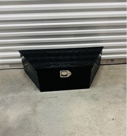 39” Trailer Tongue Storage Tool Truck Organizer Box w/ Keys NEW $100 Price is Firm - See Description
