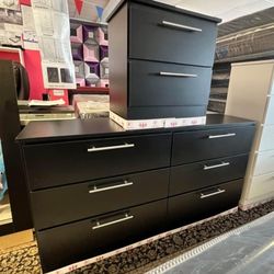 Dresser and Nightstand. // Cómoda y Mesita de Noche 🚚