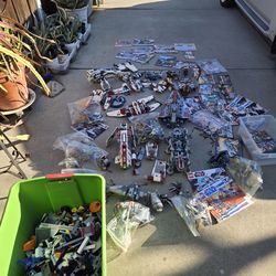 LEGO Star Wars Sets and Pieces