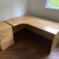 Free Desk And Drawers