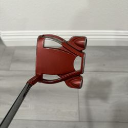 Taylormade Spider Tour - Right Handed Head Cover Included