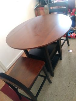 Dinning room table