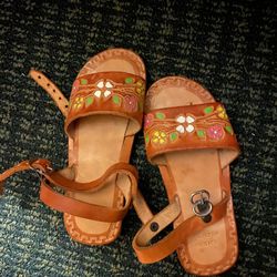 Kids Sandals Says Size 7 But Probably Size 10 Or 11 Delivery Make An Offer
