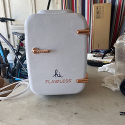 Mini Fridge (cosmetics)