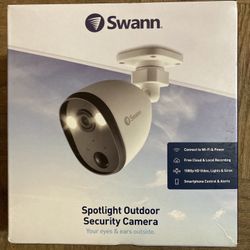 Swann Spotlight Outdoor Camera 