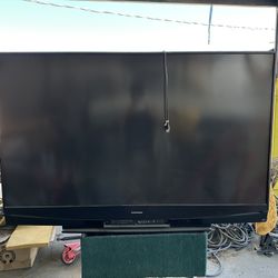 TV 73” Mitsubishi