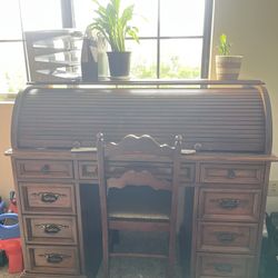 Desk & Chair