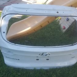 Liftgate for 2022 Hyundai Santa fe Se OEM