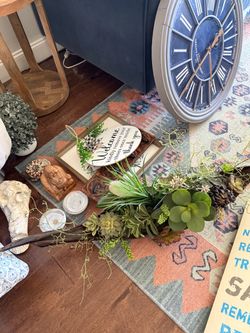 Misc decor items