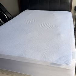 Queen Headboard and Frame 