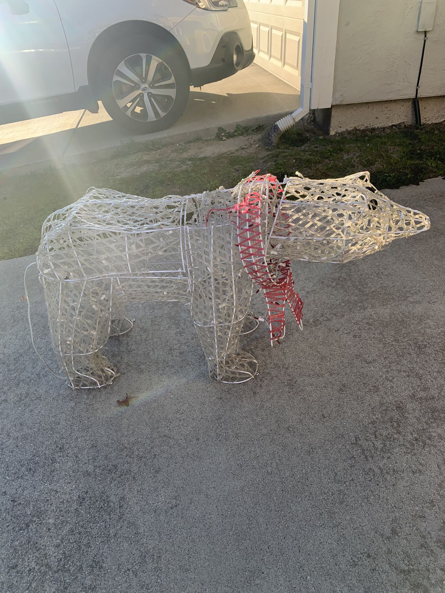 Need Gone By 5/3! Polar Bear Light Up Outdoor Christmas Decor
