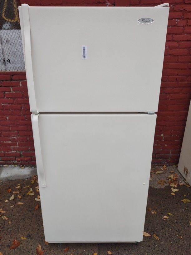 Whirlpool Refrigerator Working Great Condition