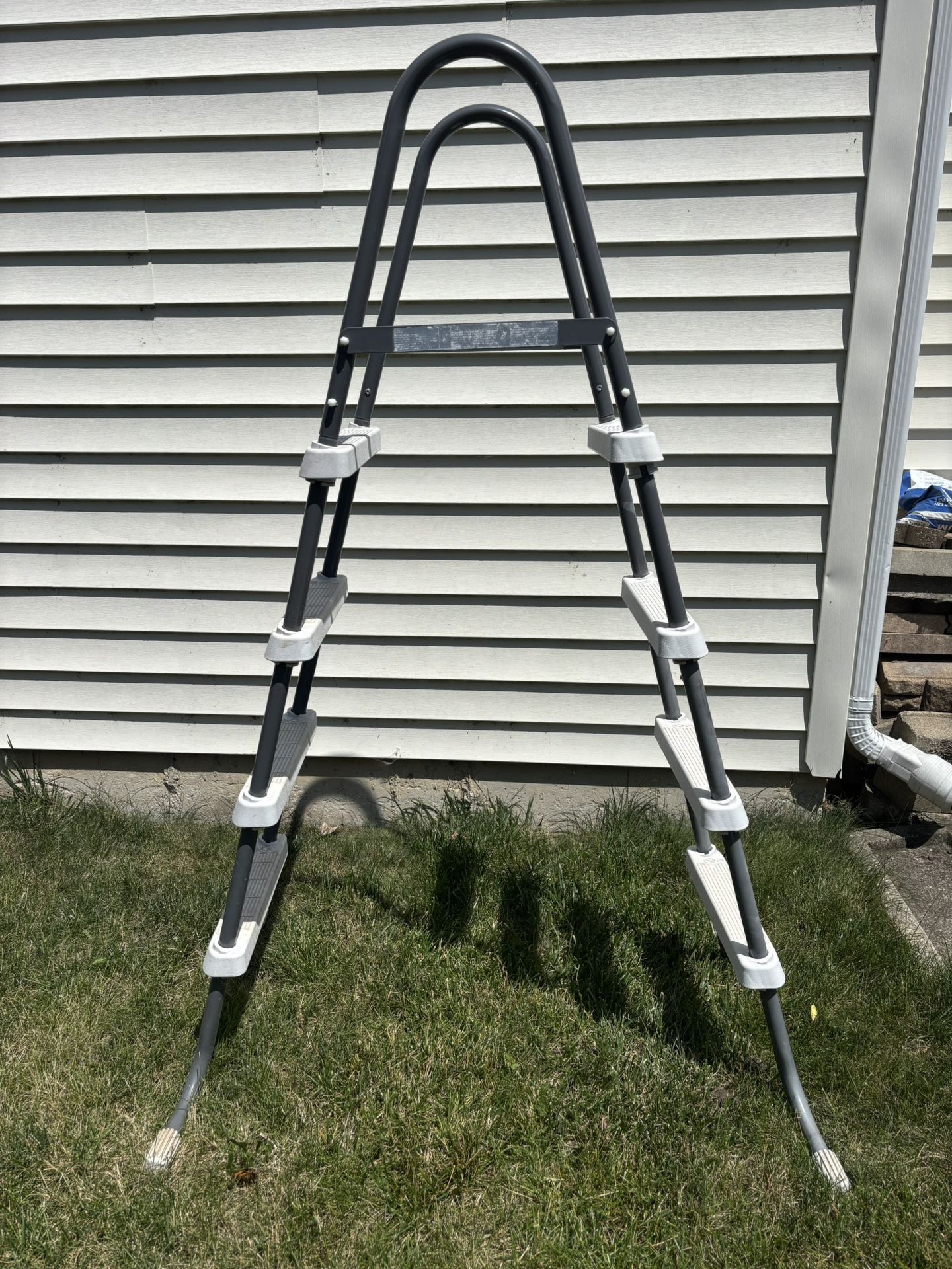 Pool Ladder