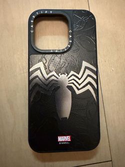 Casetify iPhone 15 pro venom case