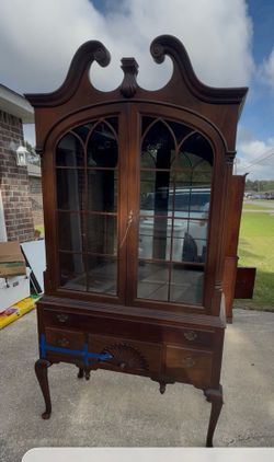 Antique Hutch, must go