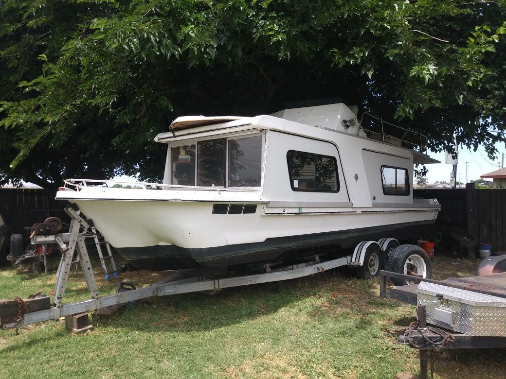 Trailerable 32 ft Yukon Delta houseboat for Sale in Oakley, CA OfferUp