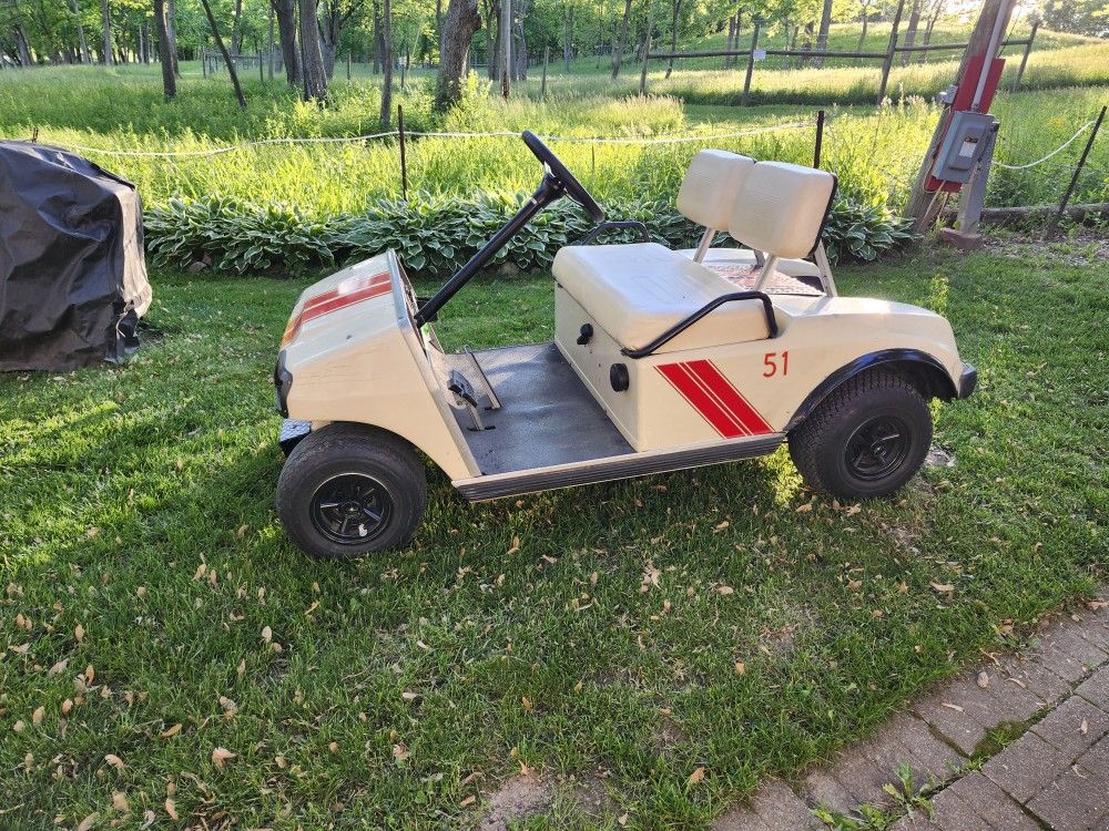 89 CLUB Car
