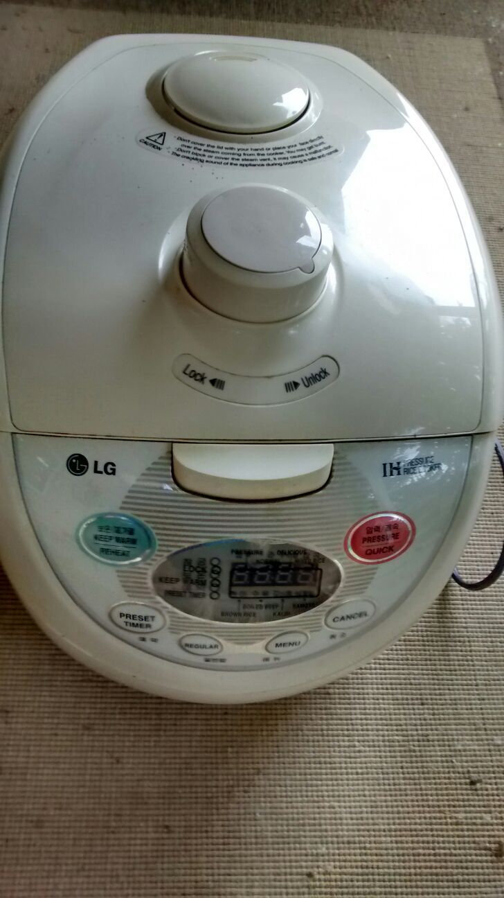 LG brand Korean pressure rice cooker