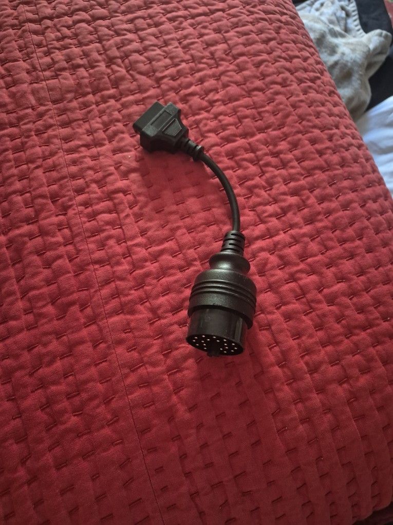 OBD2 Adapter Cable, 38 Pin to 16 Pin OBD2 Adapter Connector Diagnostic Cable Car Repair Connector Diagnostic Tool Car Extension Adaptor
